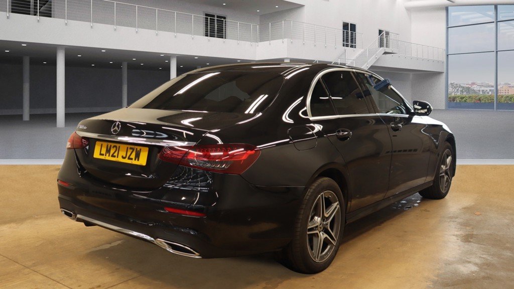 MERCEDES BENZ E300DE