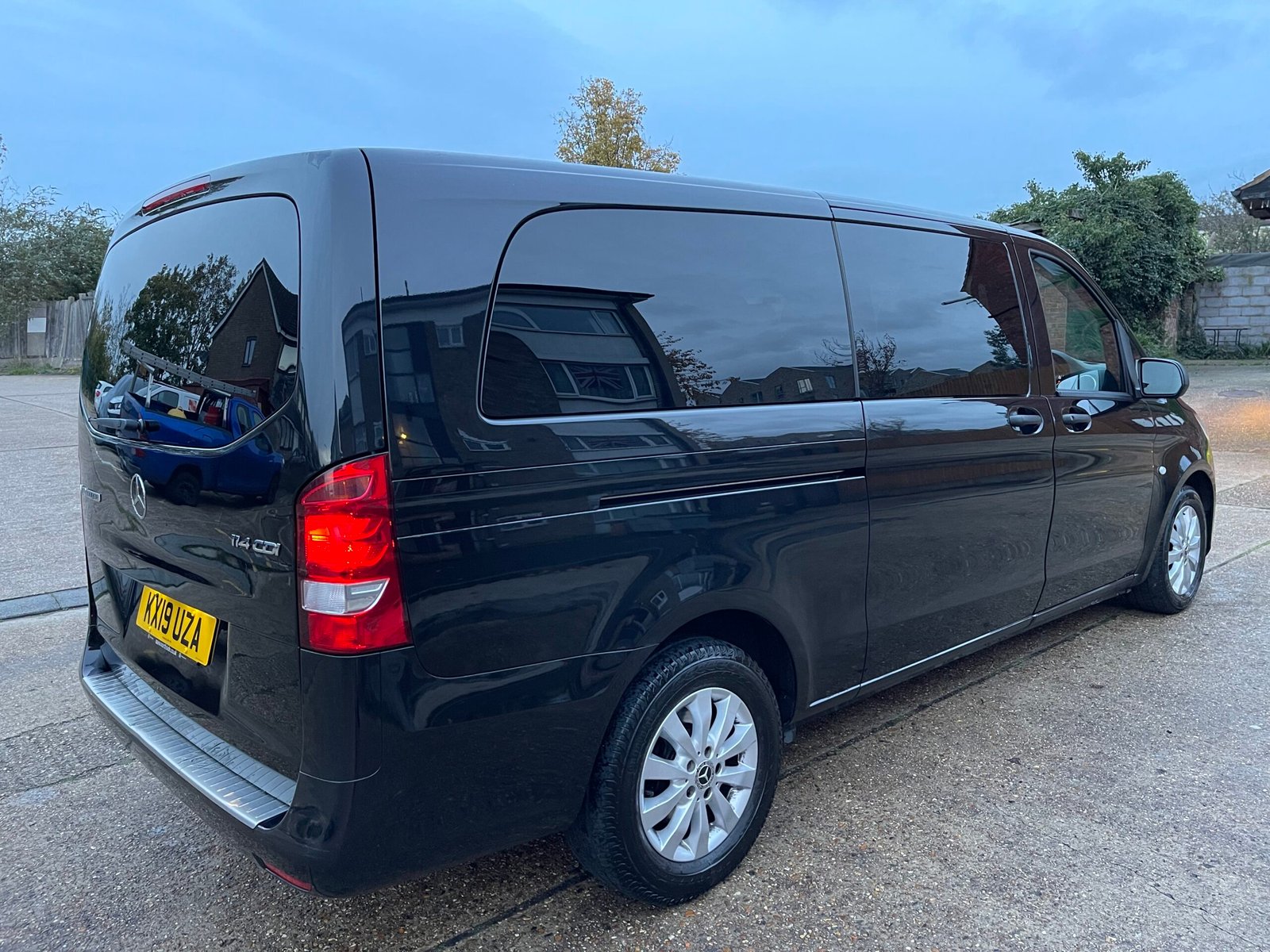 MERCEDES BENZ VITO TOURER