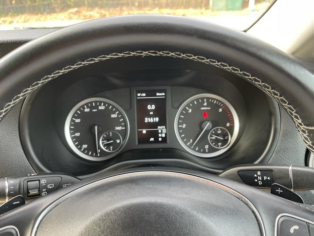 MERCEDES BENZ VITO TOURER